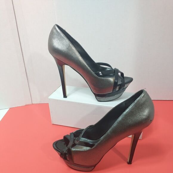 Women’s BAKERS SZ 8B  High Stiletto Heel  Peep Toes  pole shoes Silver/Black - Picture 4 of 12